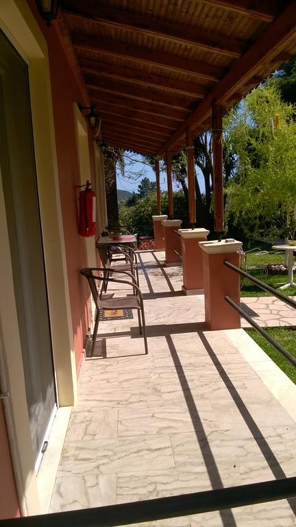 Bozikis Apartments & Studios Paleokasztríca Szoba fotó